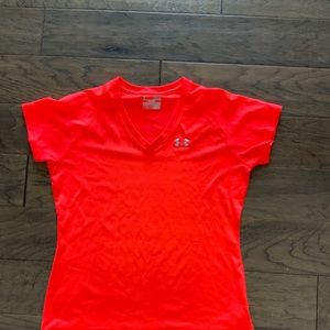 Under amour workout tshirt